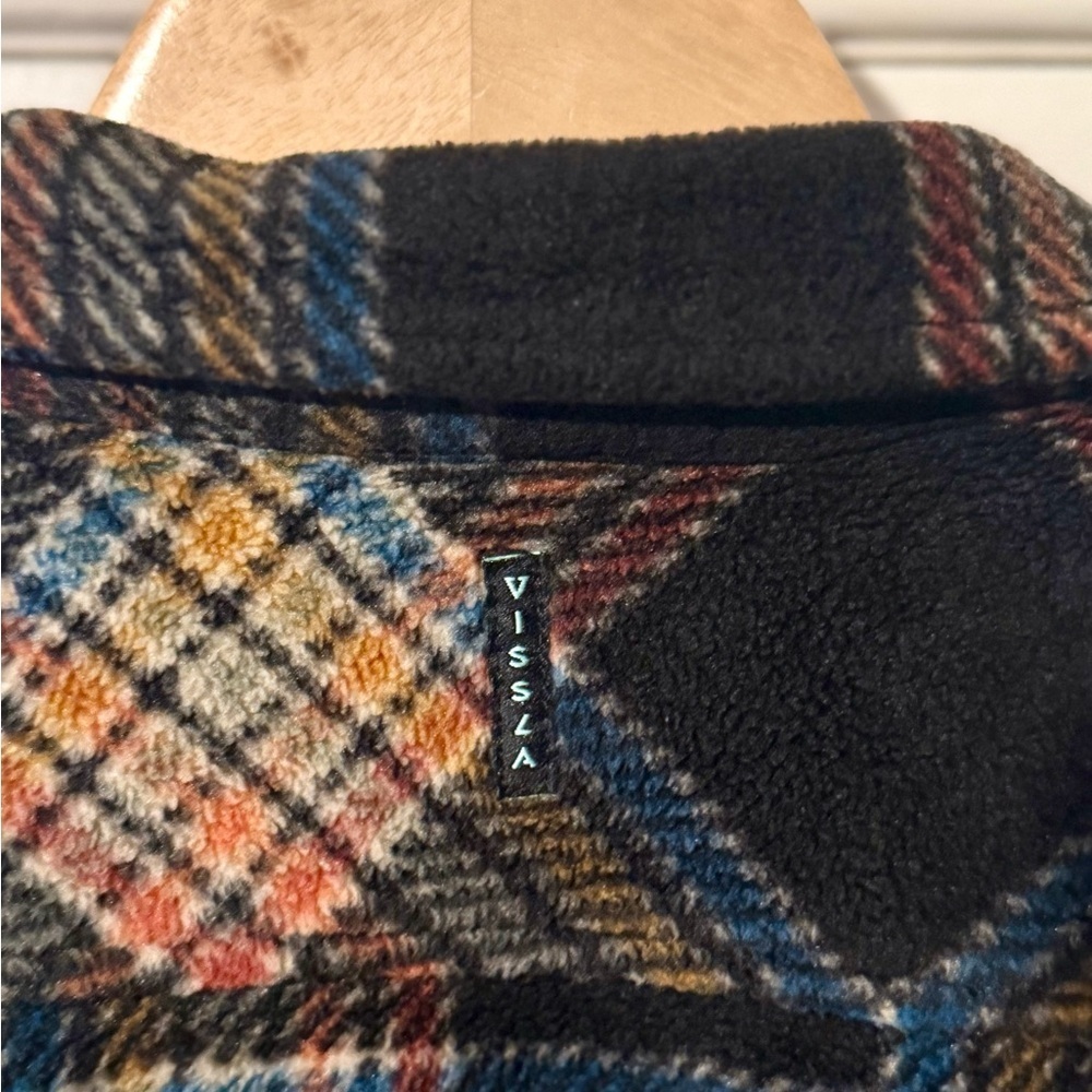 Vissla Eco-Zy Polar Flannel Large Fits Small Multicolor Plaid Sustainable View 3